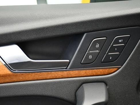 Certified 2023 Audi Q5 2.0T Premium w/ Convenience Package image 33