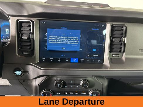 Used 2025 Ford Bronco Big Bend image 13