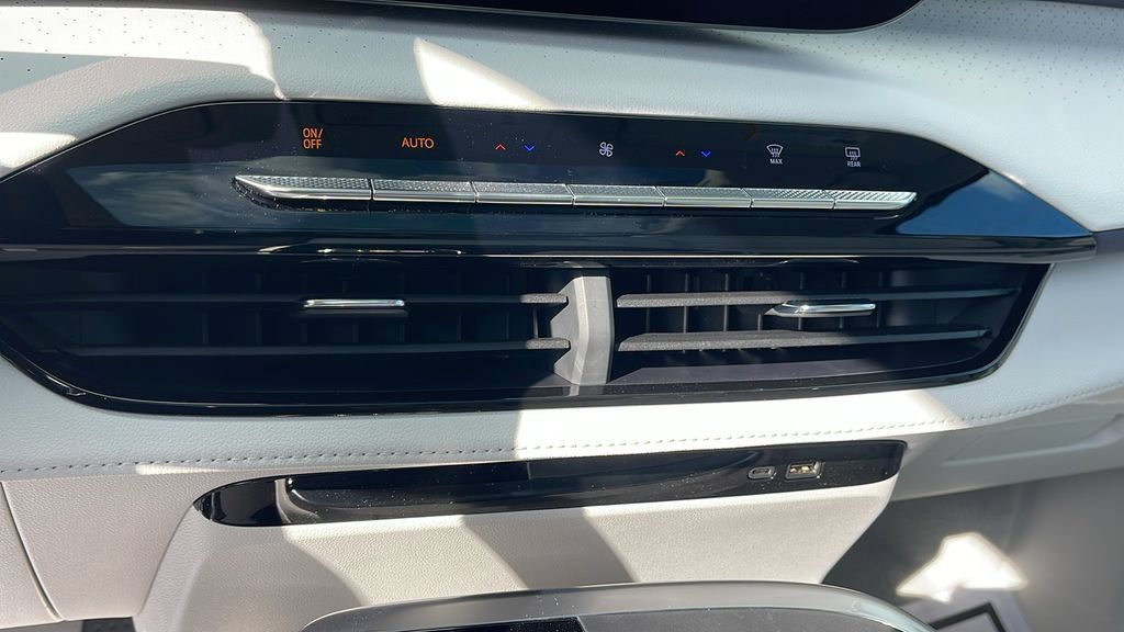 New 2027 Buick Enclave Avenir AWD/4WD image 23