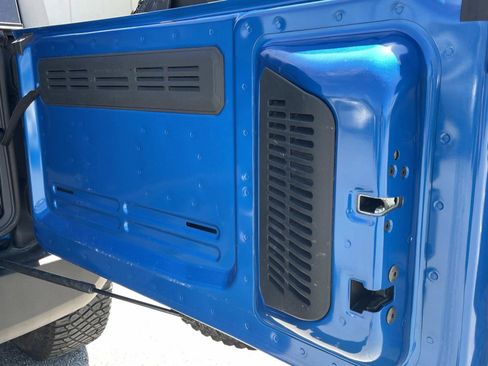 Used 2024 Ford Bronco Wildtrak image 9