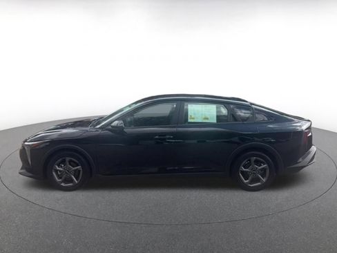 Used 2025 Kia K4 LXS image 8