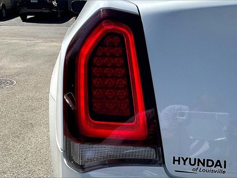 Used 2021 Chrysler 300 S image 30