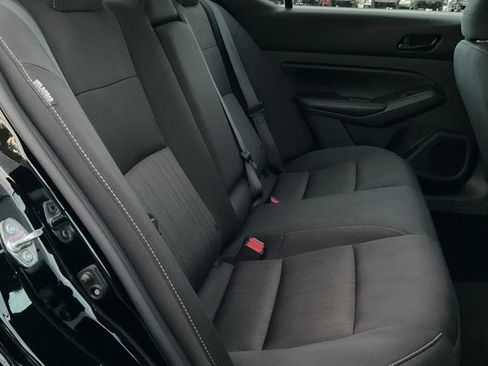 Used 2024 Nissan Altima 2.5 SV image 38