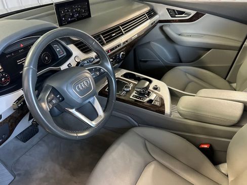 Used 2018 Audi Q7 2.0T Premium Plus w/ Premium Plus Package AWD/4WD image 14
