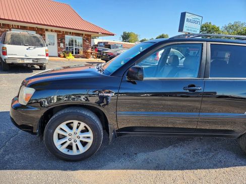 Used 2006 Toyota Highlander Hybrid image 3