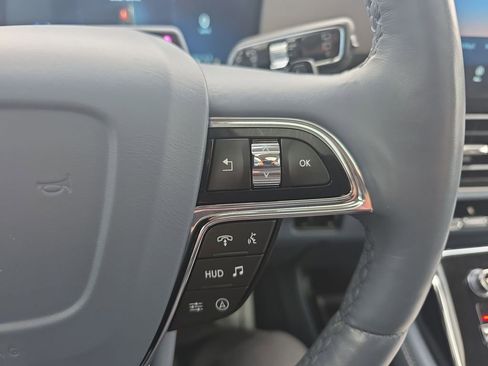 Used 2022 Lincoln Navigator Black Label image 25