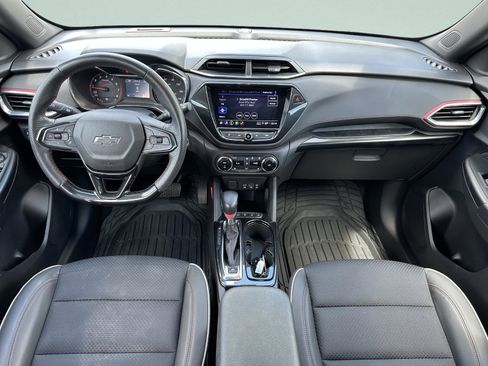 Used 2023 Chevrolet TrailBlazer RS w/ Convenience Package FWD image 10