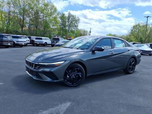 New 2026 Hyundai Elantra SEL Sport w/ Cargo Package FWD image 1
