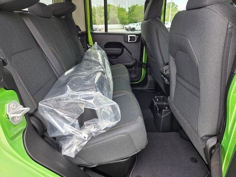 New 2026 Jeep Gladiator Sport image 13