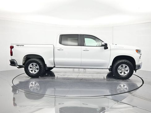 Certified 2025 Chevrolet Silverado 1500 LT AWD/4WD image 4