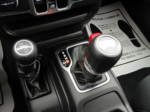 Certified 2023 Jeep Wrangler Sport S image 10