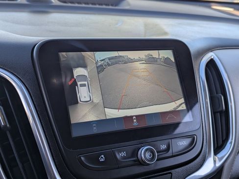 Used 2018 Chevrolet Equinox Premier image 24