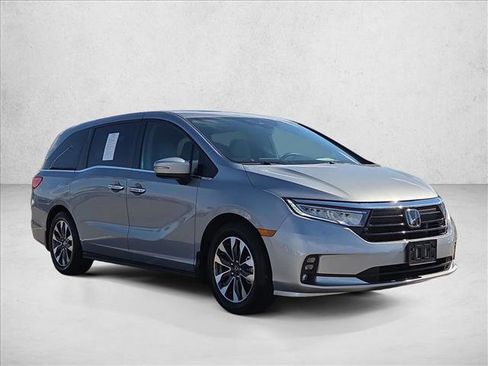 Used 2024 Honda Odyssey EX-L image 3