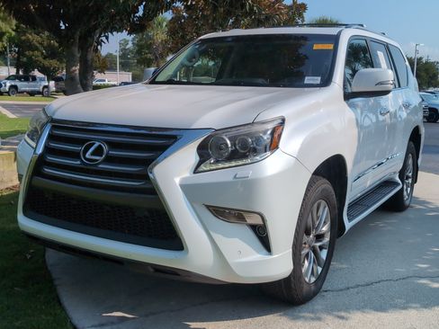 Used 2014 Lexus GX 460 Luxury AWD/4WD image 5