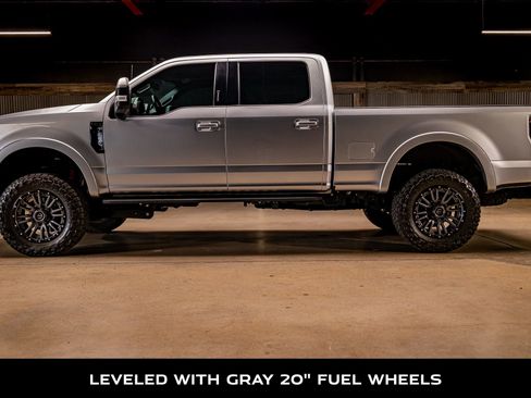 Used 2022 Ford F250 Lariat w/ Tremor Off-Road Package image 5