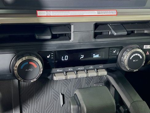 Certified 2025 Toyota Tacoma TRD Sport image 15