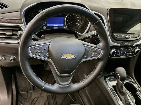 Used 2023 Chevrolet Equinox Premier AWD/4WD image 18