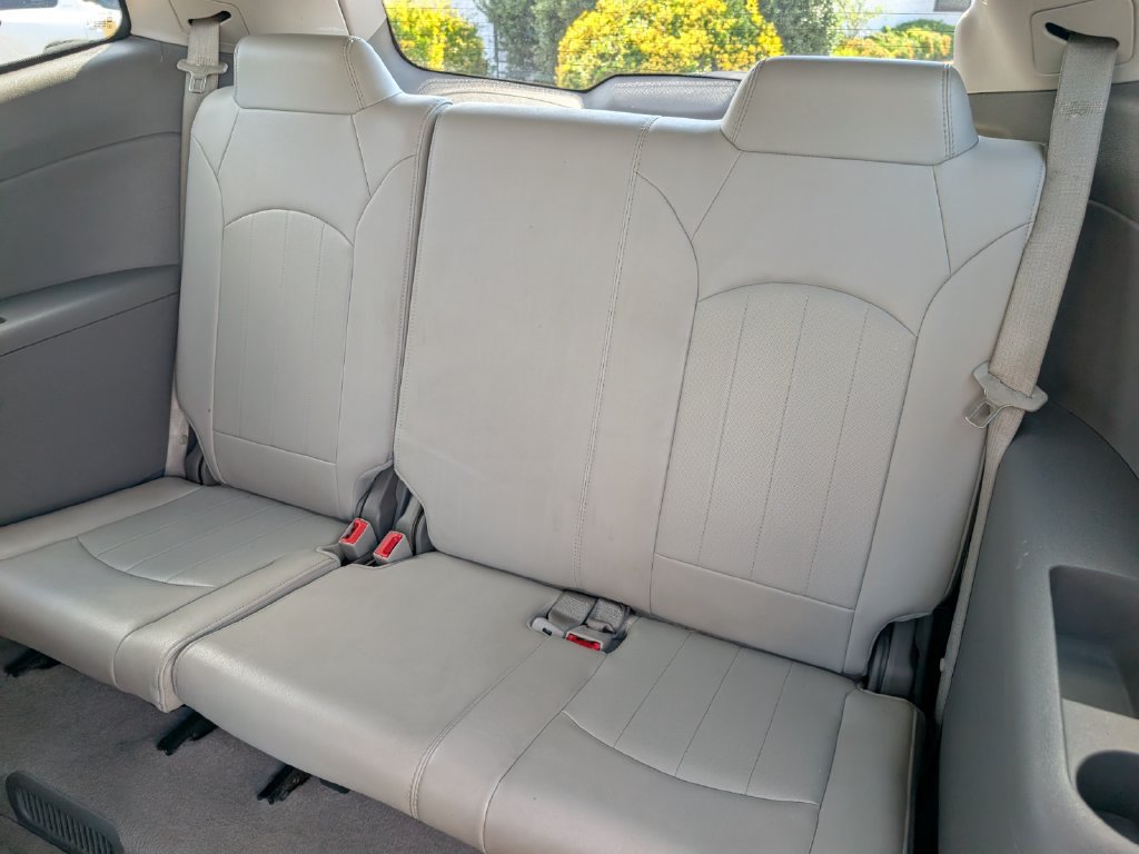 Used 2017 Chevrolet Traverse Premier w/ LPO, 'HIT The Road' Package FWD image 14