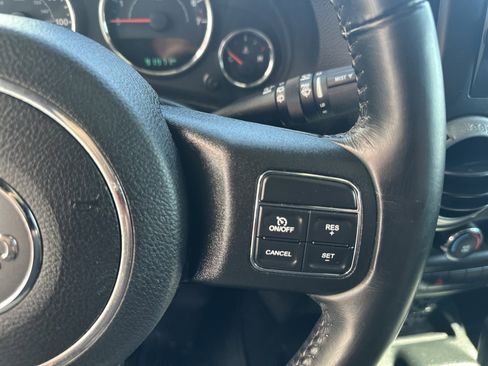 Used 2017 Jeep Wrangler Unlimited Sport w/ Quick Order Package 24S AWD/4WD image 12