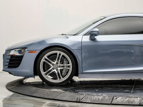 Used 2012 Audi R8 V8 AWD/4WD image 10