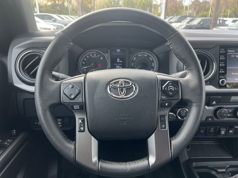Used 2023 Toyota Tacoma TRD Off-Road w/ Technology Package image 18