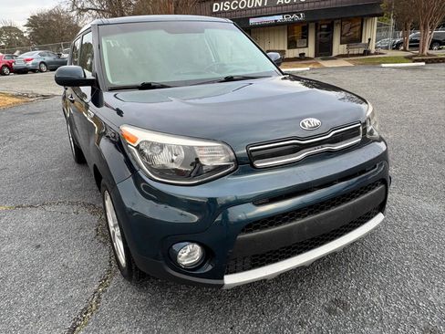 Used 2019 Kia Soul + image 7