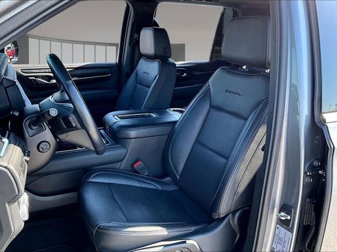 Used 2021 GMC Yukon Denali w/ Denali Premium Package RWD image 25