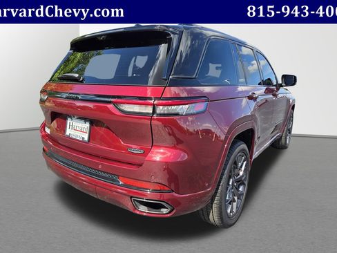 Used 2025 Jeep Grand Cherokee Summit w/ Adv Protech Group IV AWD/4WD image 4
