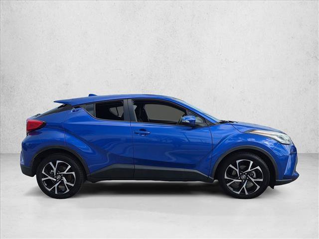 Used 2020 Toyota C-HR XLE FWD image 4