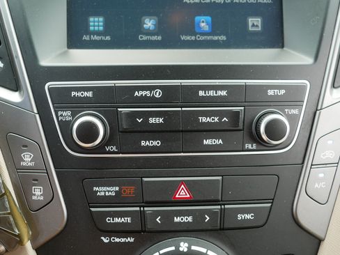 Used 2017 Hyundai Santa Fe Sport FWD image 27