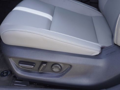 Used 2026 Toyota Camry SE image 12