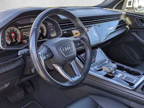 Used 2021 Audi Q8 Premium w/ Convenience Package image 10