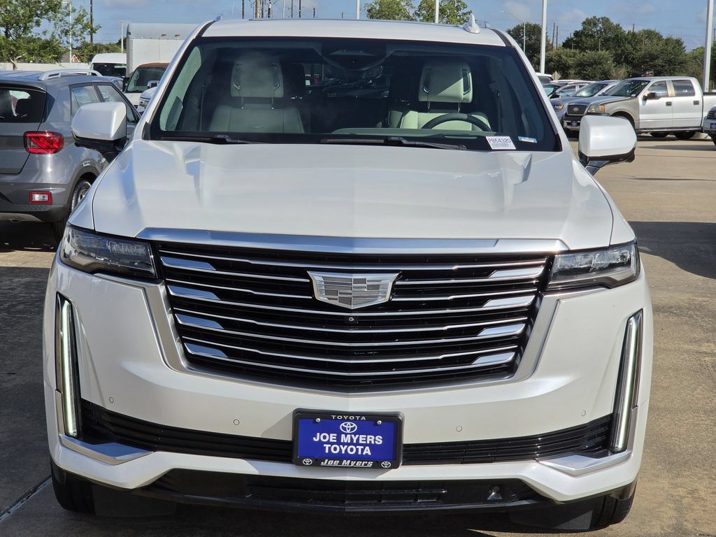 Used 2022 Cadillac Escalade ESV Premium Luxury Platinum AWD/4WD image 3