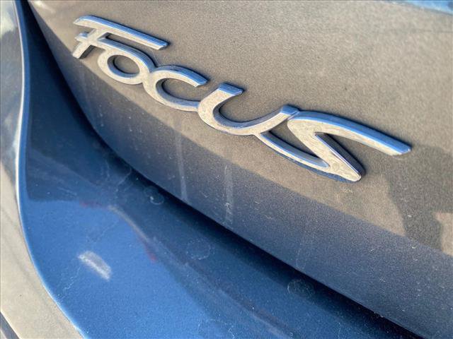 Used 2017 Ford Focus SE FWD image 16