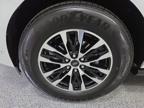 Used 2025 Ford Expedition Max Platinum AWD/4WD image 53