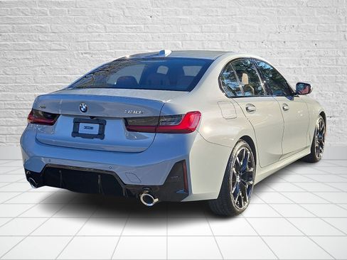 New 2026 BMW 330i xDrive xDrive w/ M Sport Package image 4