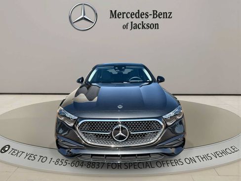 Used 2026 Mercedes-Benz E 350 4MATIC Sedan image 3