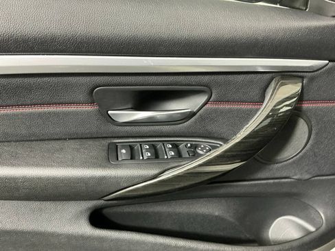Used 2019 BMW 430i Convertible RWD image 18