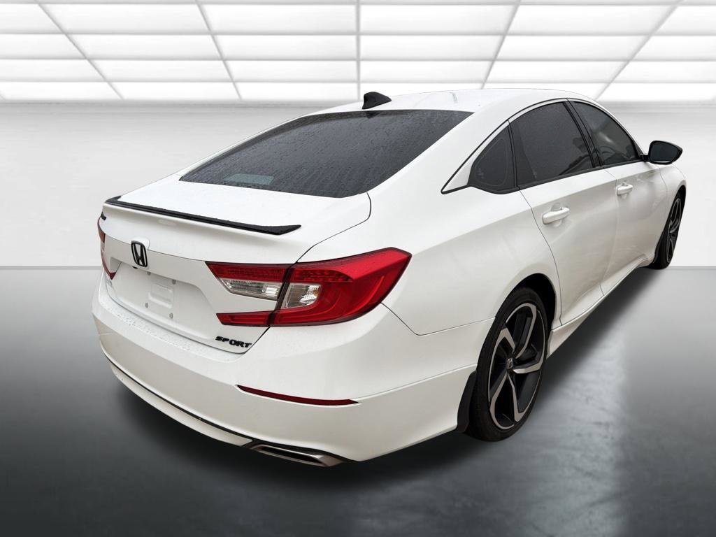 Used 2022 Honda Accord Sport image 2