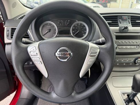 Used 2013 Nissan Sentra SV FWD image 17