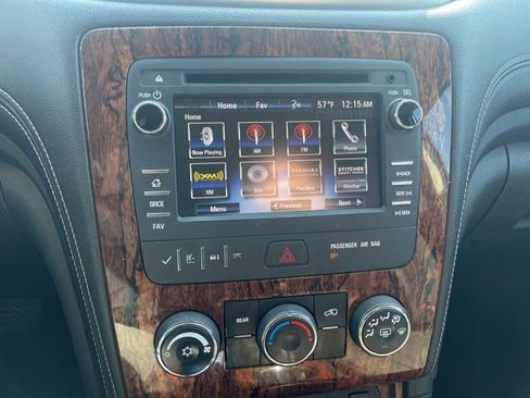 Used 2013 Chevrolet Traverse LT w/ All-Star Edition image 21
