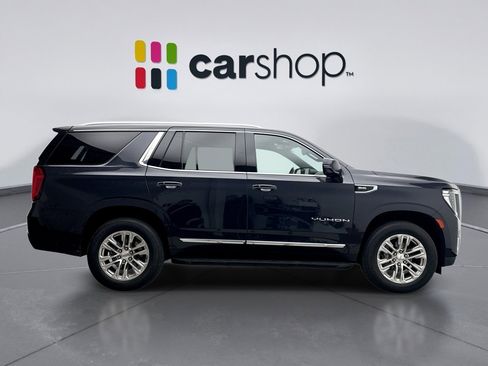 Used 2023 GMC Yukon SLT w/ SLT Premium Package image 6