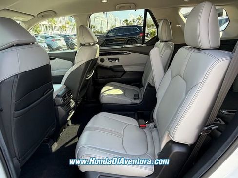 Certified 2024 Honda Pilot EX-L image 8