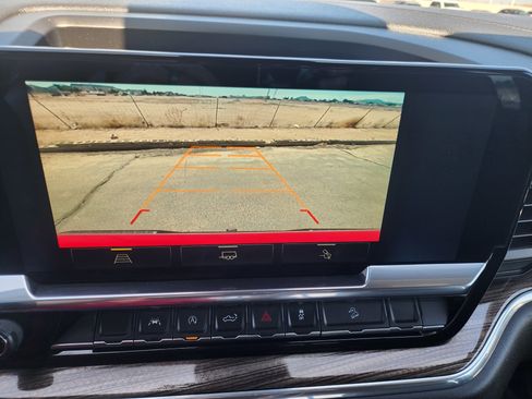 Used 2024 Chevrolet Silverado 1500 LT Trail Boss AWD/4WD image 26