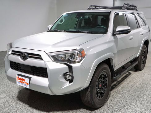 Used 2023 Toyota 4Runner SR5 Premium w/ Moonroof Package image 32