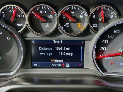 Used 2019 Chevrolet Silverado 1500 LT w/ Convenience Package AWD/4WD image 13