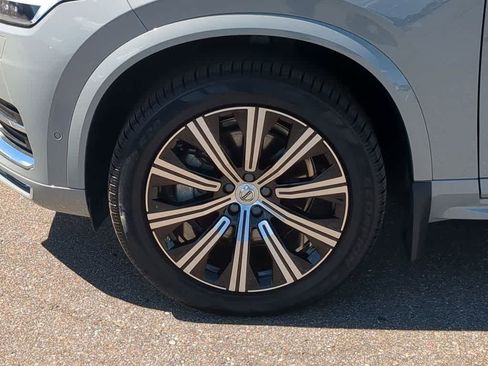 Certified 2024 Volvo XC90 B6 Plus w/ Protection Package Premier AWD/4WD image 13