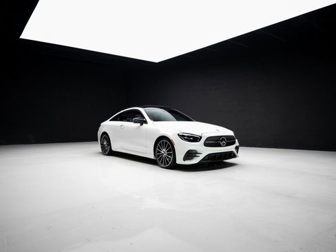 Used 2023 Mercedes-Benz E 450 Coupe image 82