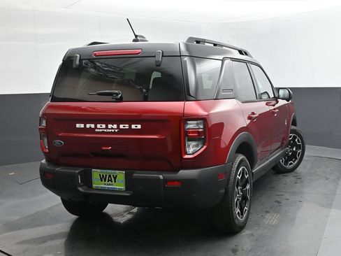 New 2025 Ford Bronco Sport Outer Banks w/ Outer Banks Tech Package+ AWD/4WD image 30