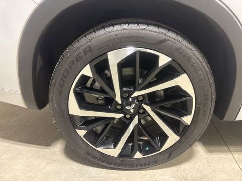 Used 2023 Mitsubishi Outlander SEL image 29
